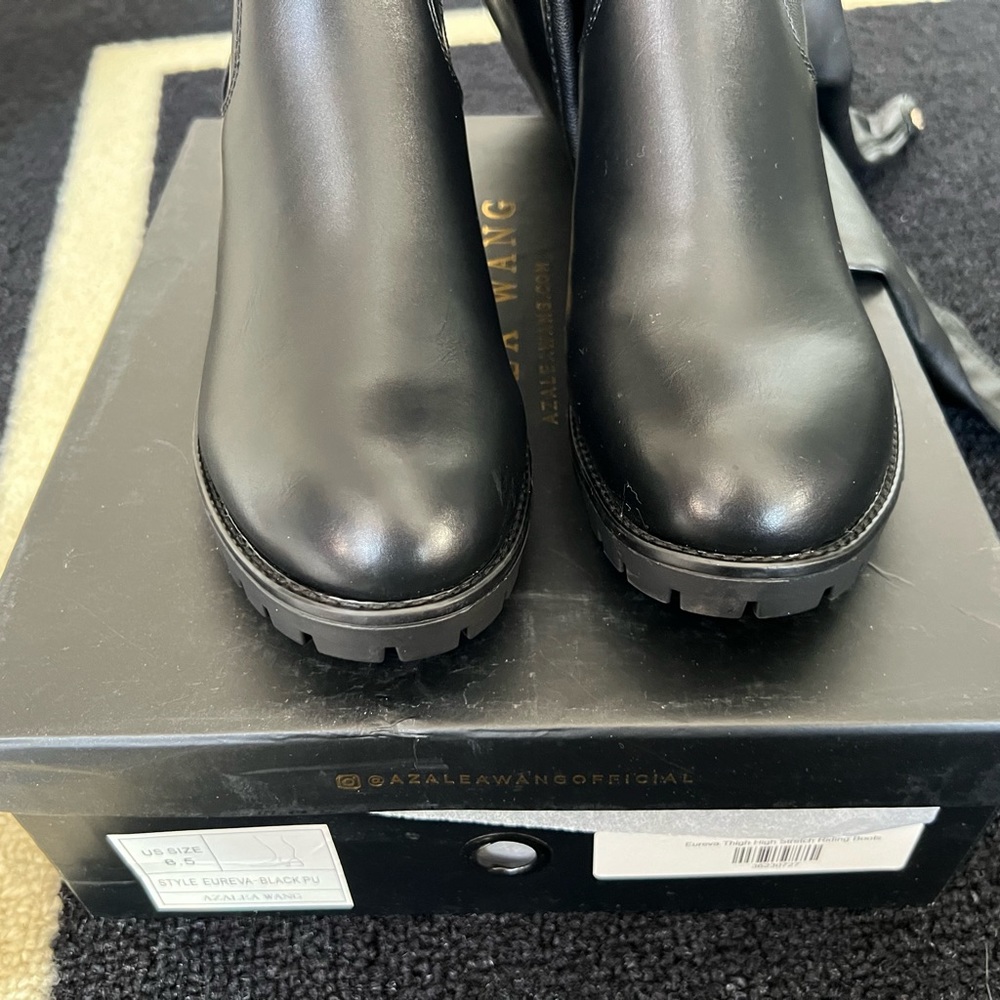 Women’s black high boot